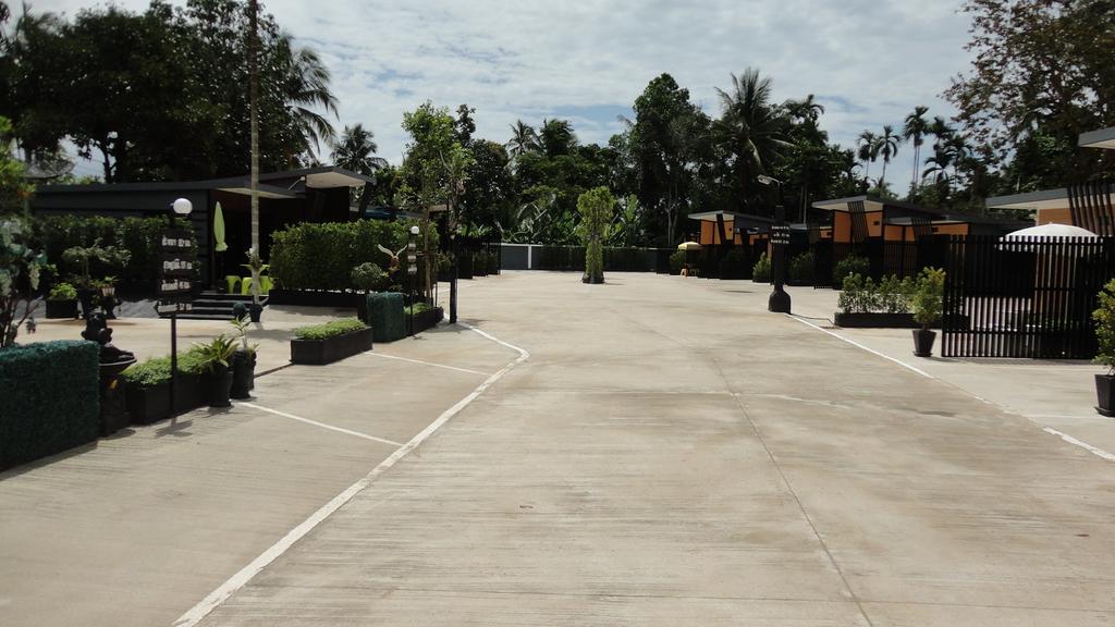 Love You Resort Chumphon Exterior photo